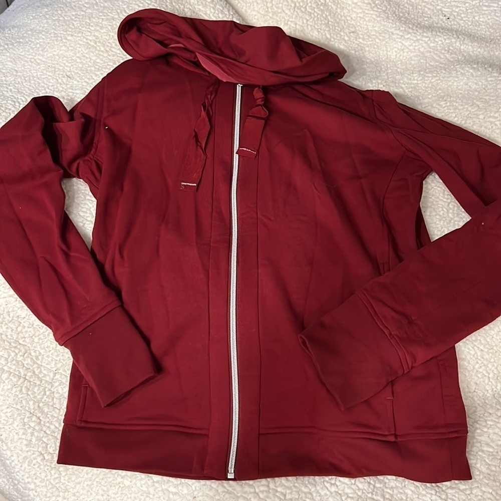 VICTORIA’S Secret sport zipup